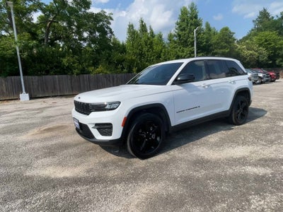2023 Jeep Grand Cherokee Altitude 4x4