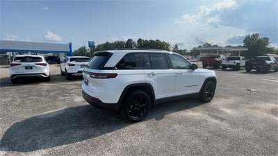 2023 Jeep Grand Cherokee Altitude 4x4