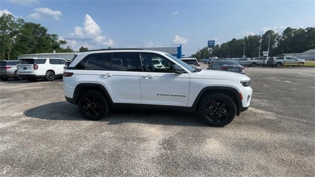 2023 Jeep Grand Cherokee Altitude 4x4