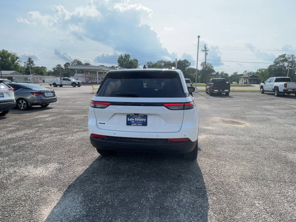 2023 Jeep Grand Cherokee Altitude 4x4