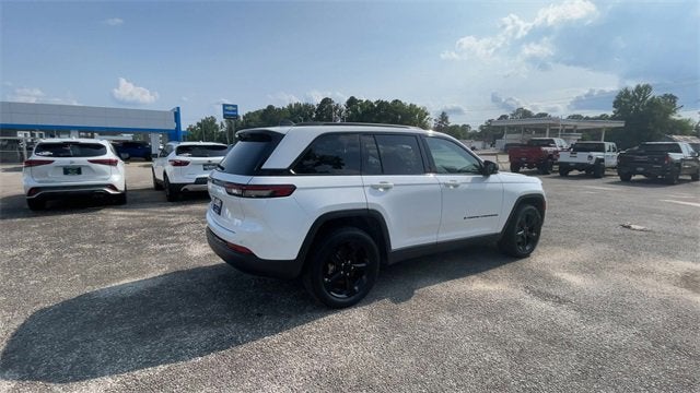 2023 Jeep Grand Cherokee Altitude 4x4