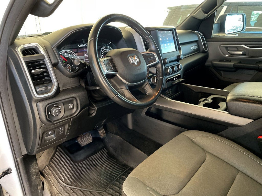 2022 RAM 1500 Big Horn Quad Cab 4x4 6'4" Box