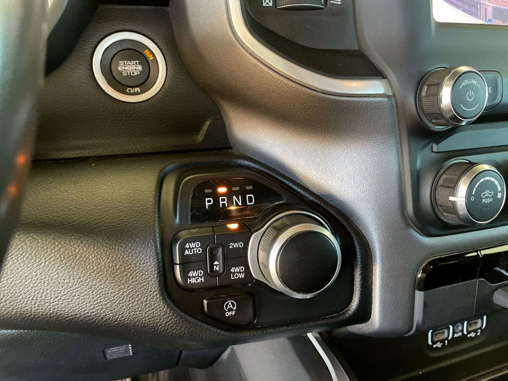 2022 RAM 1500 Big Horn Quad Cab 4x4 6'4" Box