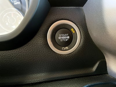 2022 RAM 1500 Big Horn Quad Cab 4x4 6'4" Box