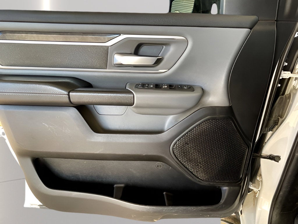 2022 RAM 1500 Big Horn Quad Cab 4x4 6'4" Box