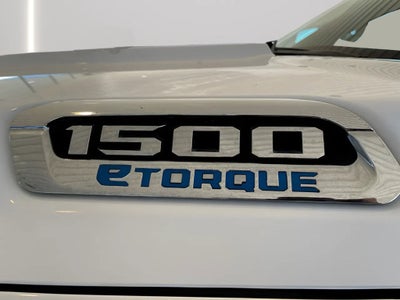 2022 RAM 1500 Big Horn Quad Cab 4x4 6'4" Box