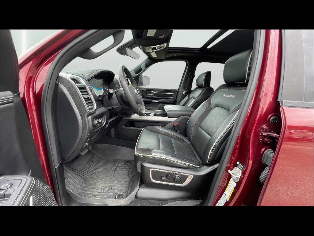 2025 RAM 1500 Laramie Crew Cab 4x4 5'7" Box