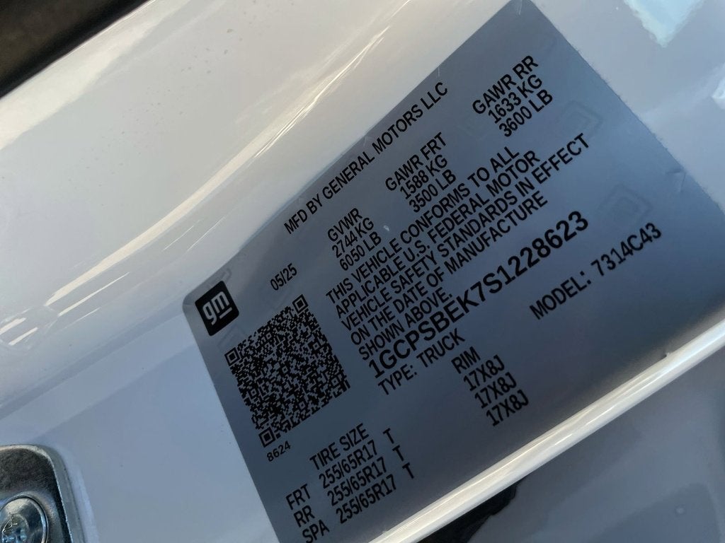 2025 Chevrolet Colorado WT/LT