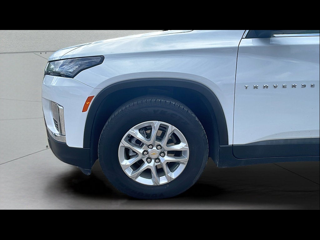 2022 Chevrolet Traverse LS