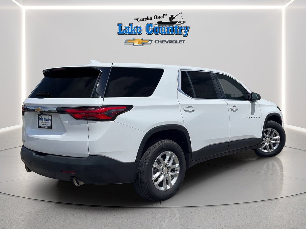 2022 Chevrolet Traverse LS