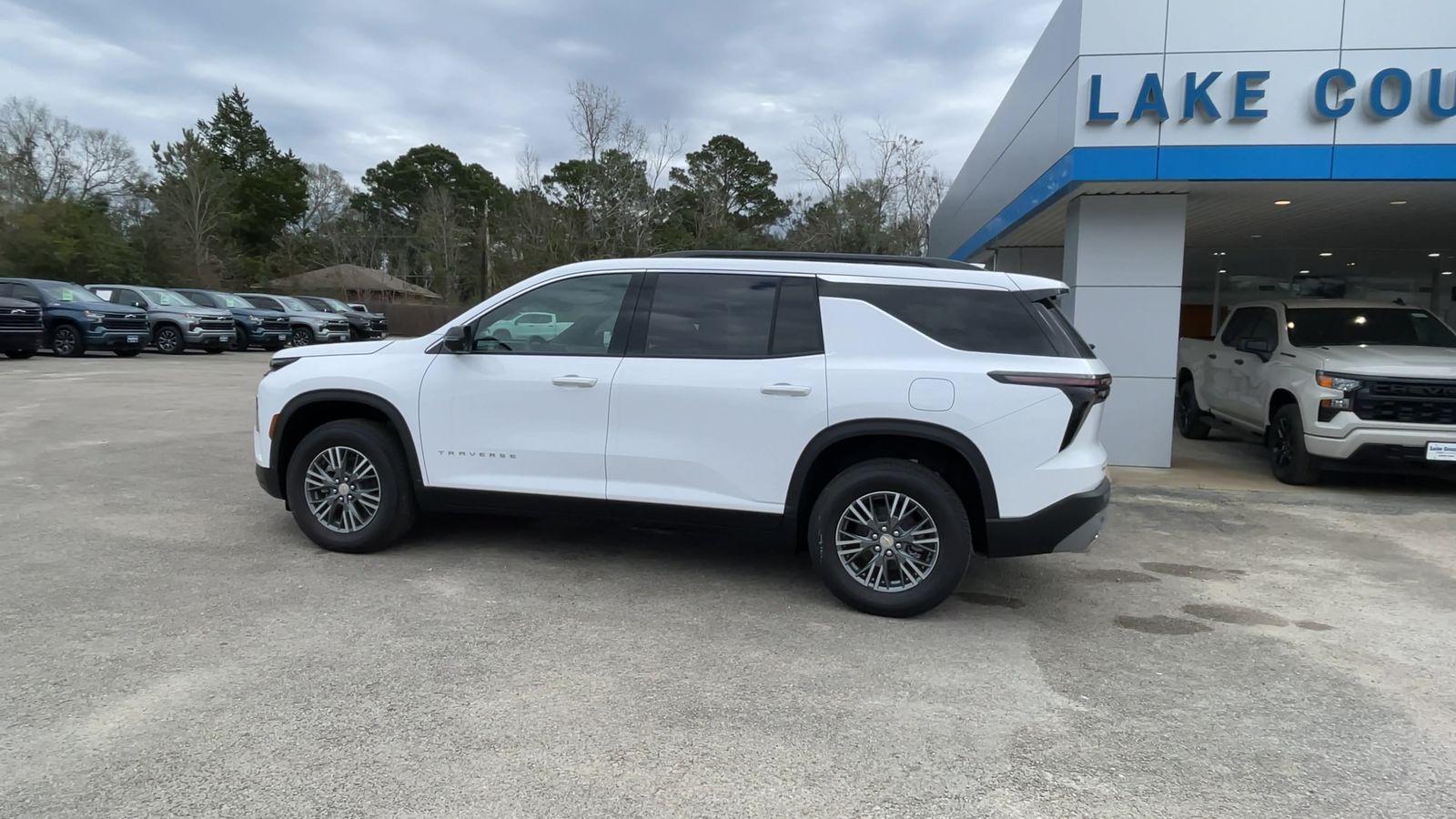 2026 Chevrolet Traverse LT