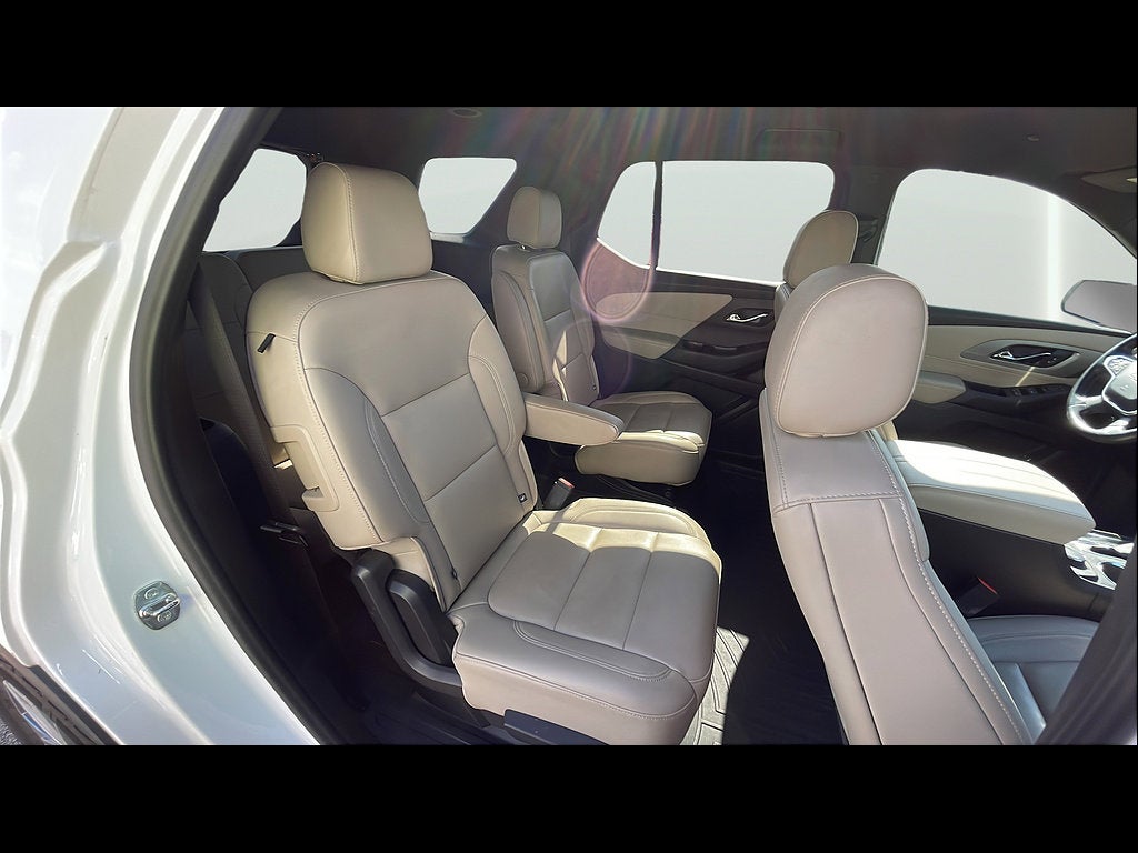 2022 Chevrolet Traverse LT Leather