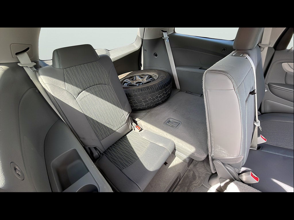 2017 Chevrolet Traverse LS