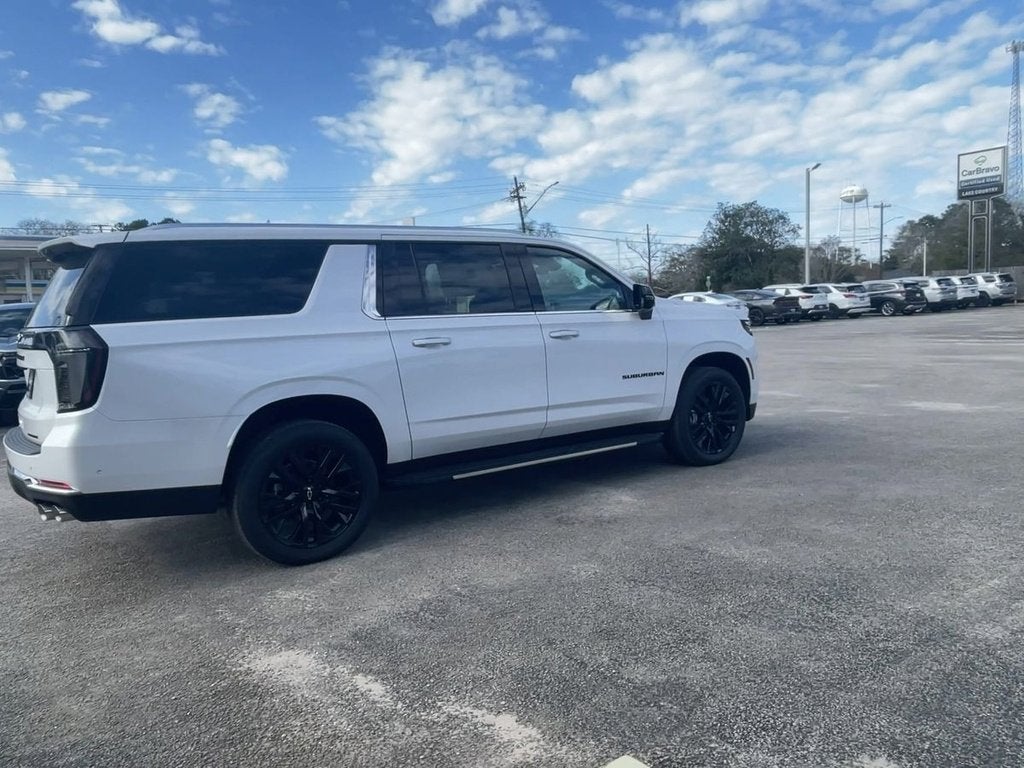 2025 Chevrolet Suburban Premier
