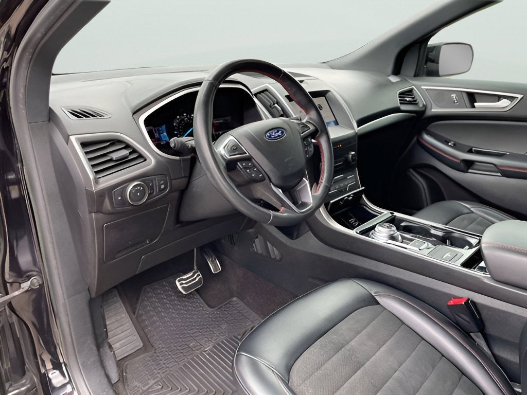 2020 Ford Edge ST Line