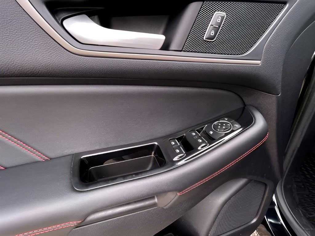 2020 Ford Edge ST Line