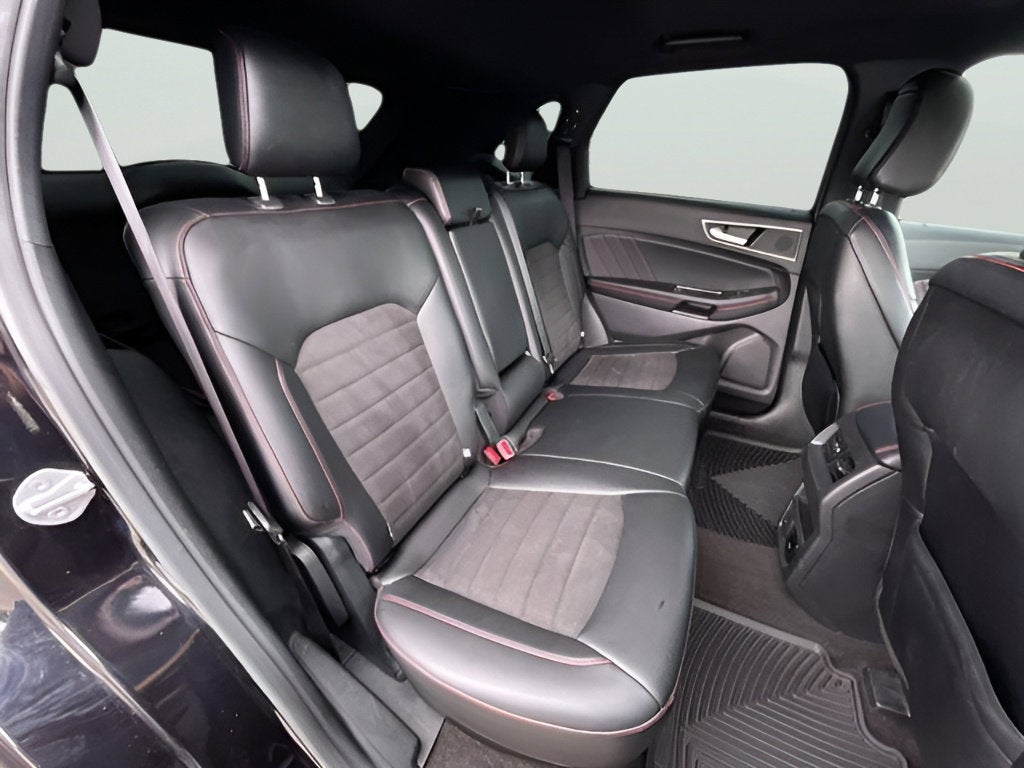 2020 Ford Edge ST Line