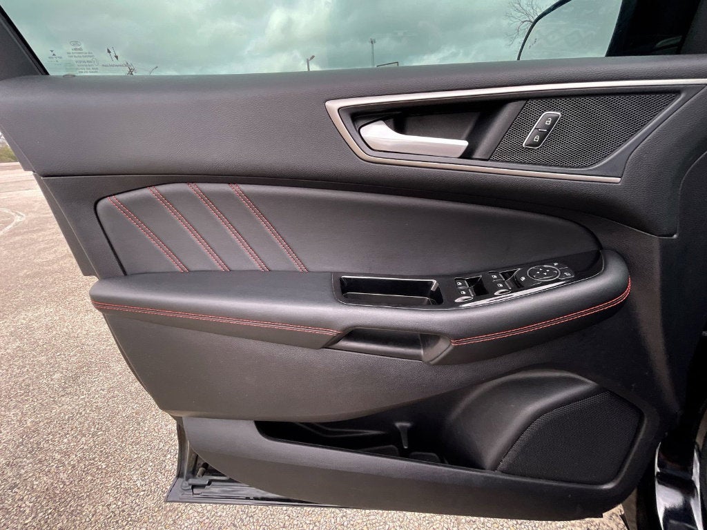 2020 Ford Edge ST Line