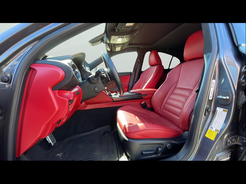 2024 Lexus IS 350 F SPORT Design